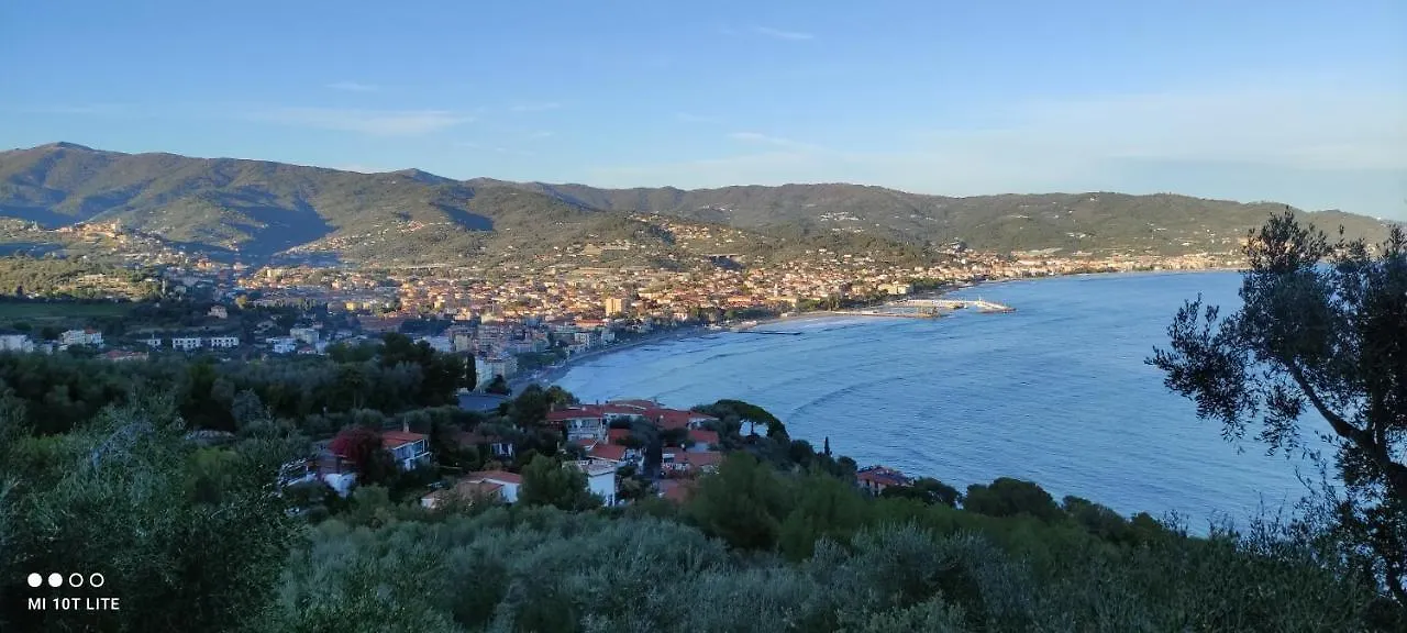 La Casa Di Giugiu Διαμέρισμα Ντιάνο Μαρίνα 0*,