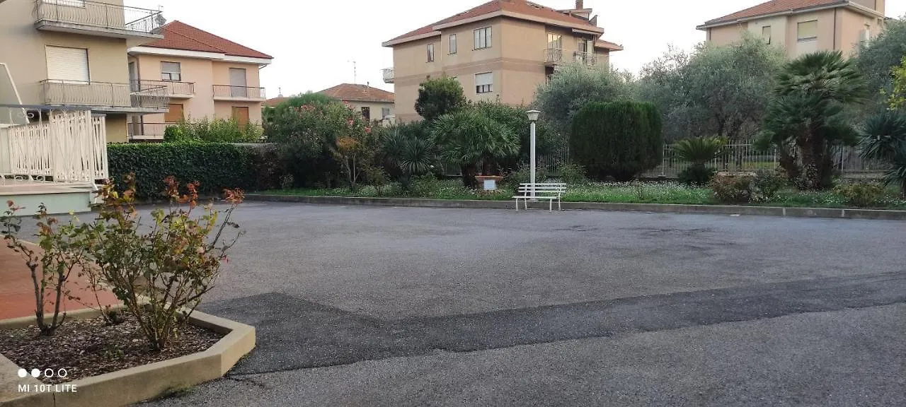Appartamento La Casa Di Giugiu Diano Marina